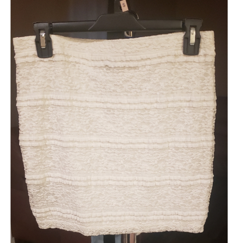 White lace skirt